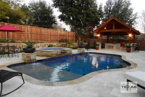 3 Awesome Pool Landscaping Ideas