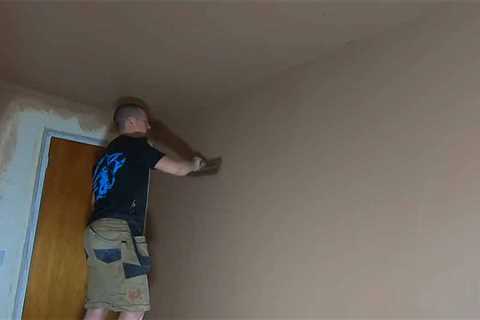 How Many Rooms Can a Plasterer Do in a Day?