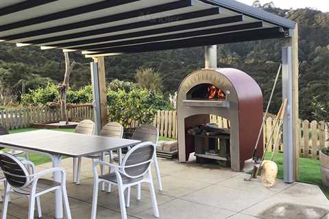 Benefits of a Gazebo With Retractable Roof