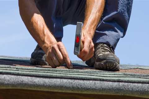 When to Hire a Professional for Roof Maintenance