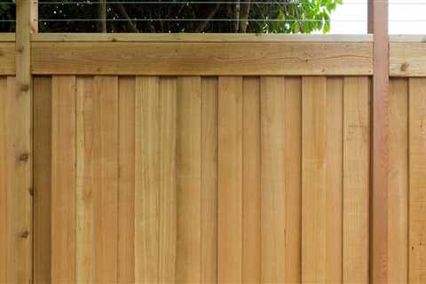 The Advantages of an 8-Foot Privacy Fence