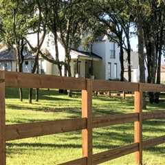 Before Landscape Contractors Get To Work: Install A Fence With Metal Posts In Friendswood, TX