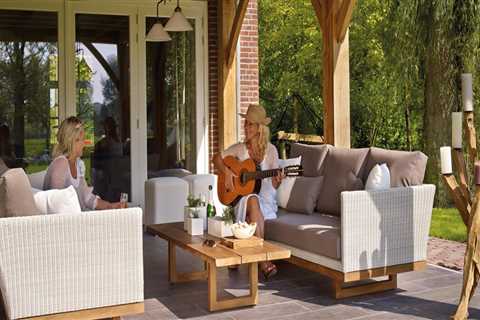 From Design To Build: Deck Construction By Natick’s Leading Deck Contractors