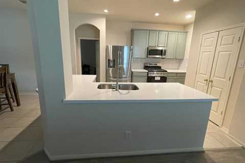 How Does a Kitchen Remodeler Help in Designing Your Dream Kitchen? - Care-Kter Design &..