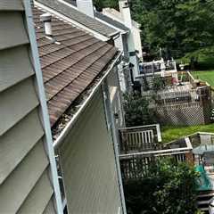 Gutter cleaning contractor Reading, PA