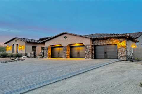 Top Garage Door & Gate Services in Gold Canyon – Reliable & Affordable - Stapley Action..