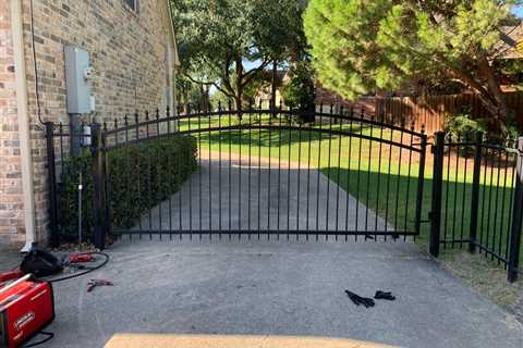 Expert Gate Services in Phoenix – Fabrication, Automation & Repairs
