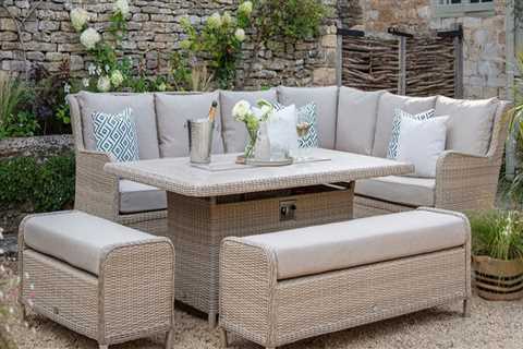 Pest-Free Patios: Combining Effective Pest Treatments And Hardscaping Techniques In Oak Ridge