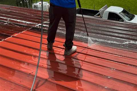 Best Time of Year to Clean Your Roof