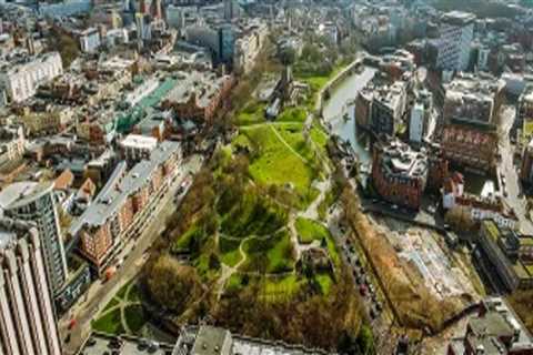 How Local Moving Companies Quietly Shape Urban Growth and Change