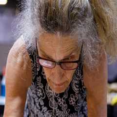 Exploring Famous Glass Blowing Techniques for Large-Scale Artistry